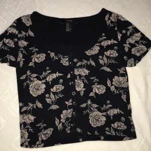 Vintagey Look Floral Button front crop top